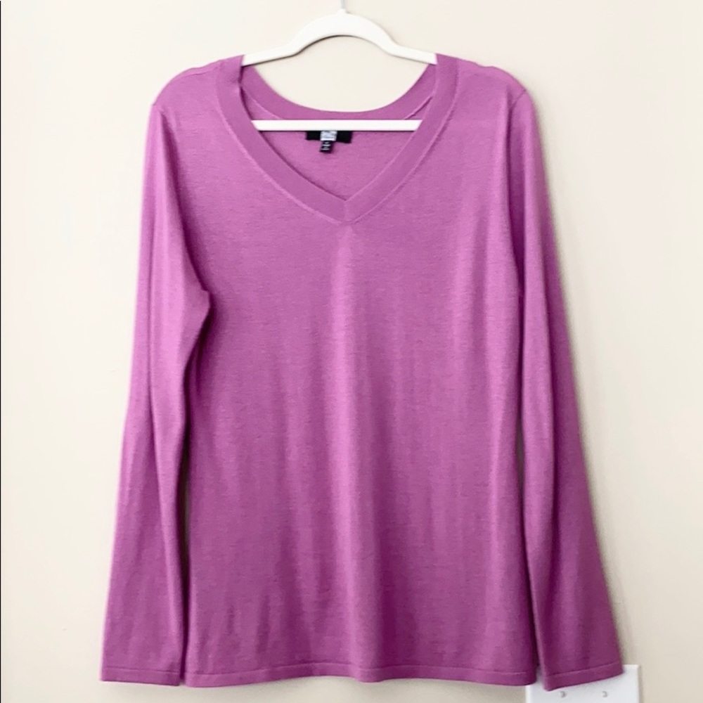 Saks Fifth Ave V-neck silk/cashmere sweater XL